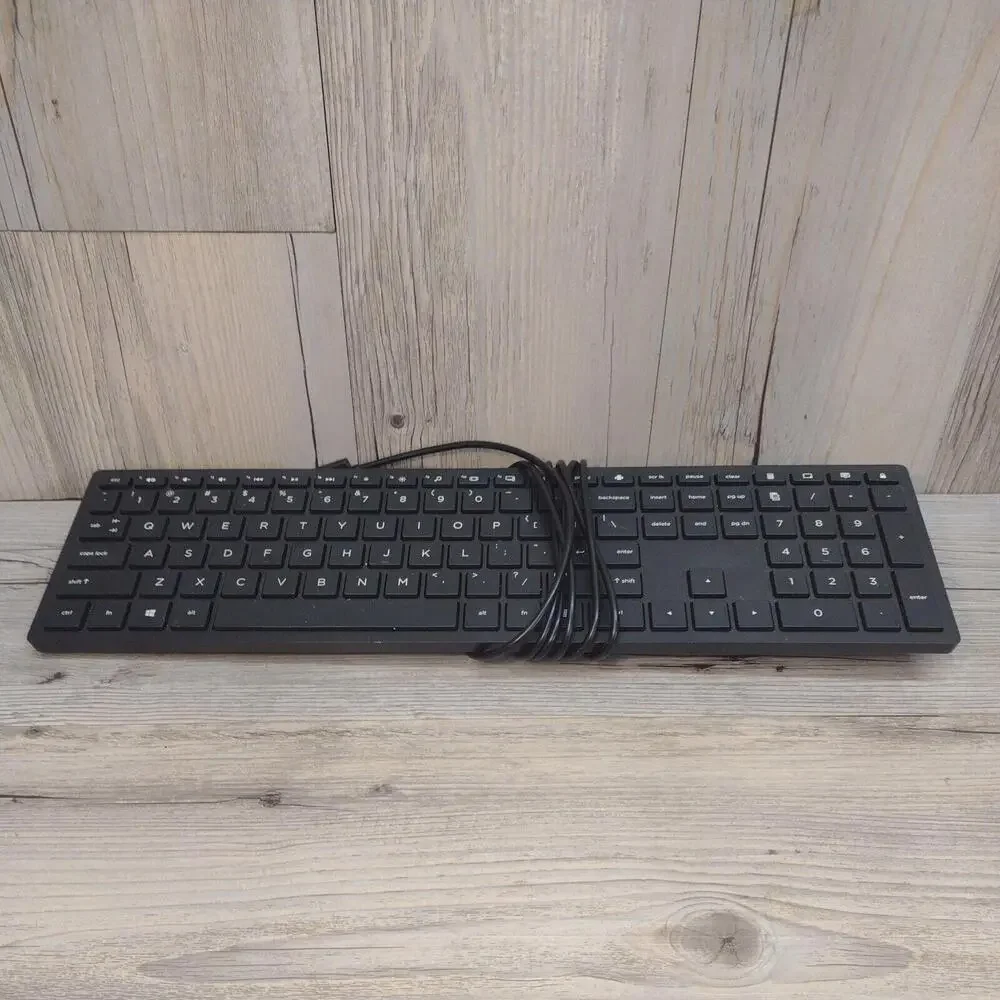 HP Lifestyle Wired Keyboard - Sleek Black Design